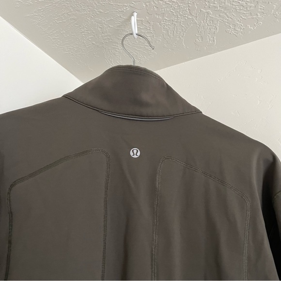 Lululemon 1/4 zip pullover in Dark Olive - Picture 4 of 5